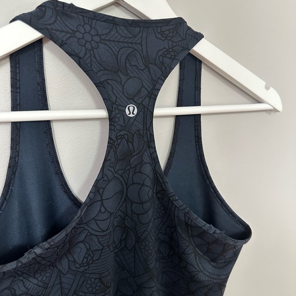 Lululemon Cool Racerback Tank Size 6 - Picture 2 of 5